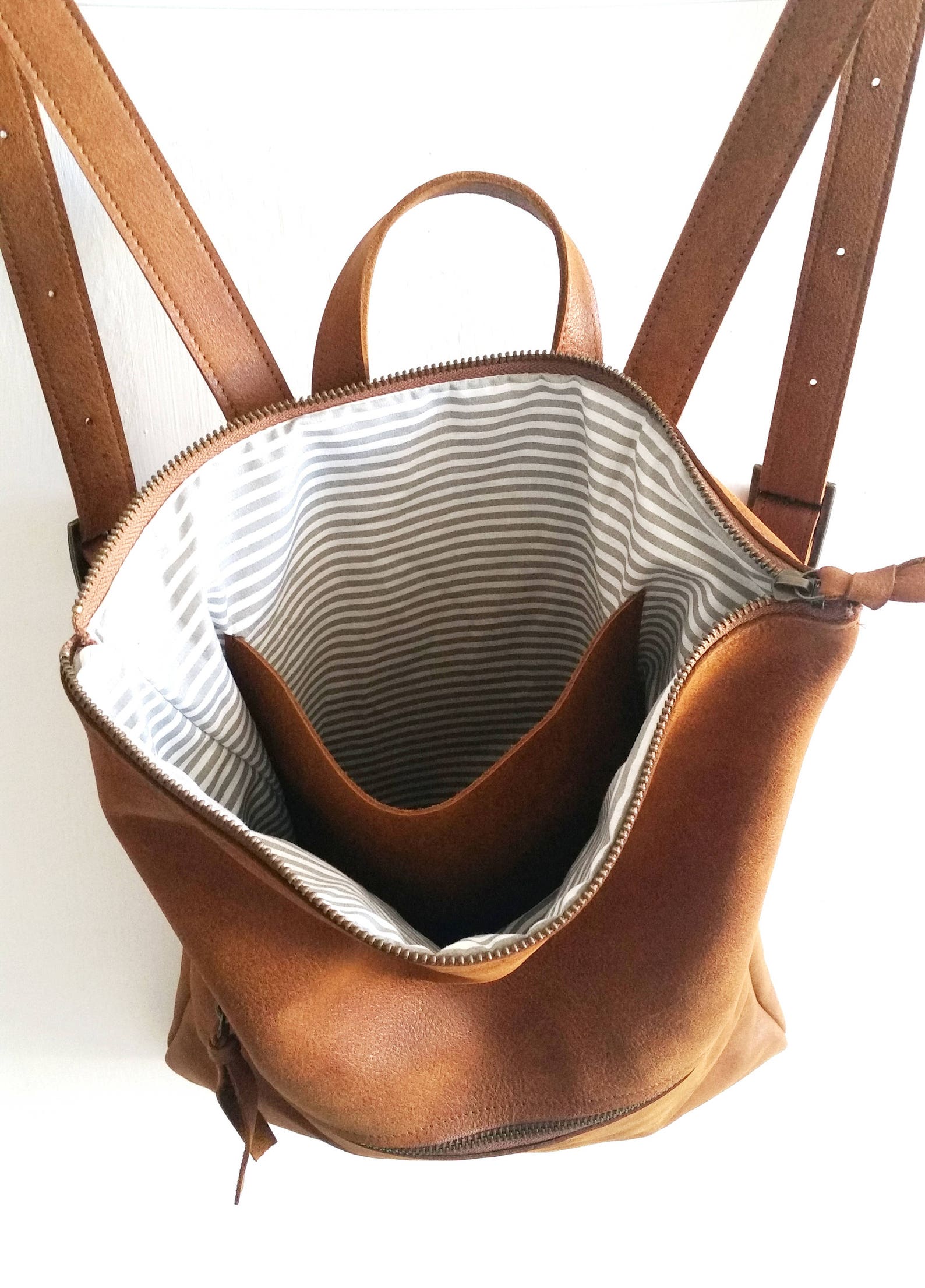 Stylish Brown Leather Laptop Carrier Backpack
