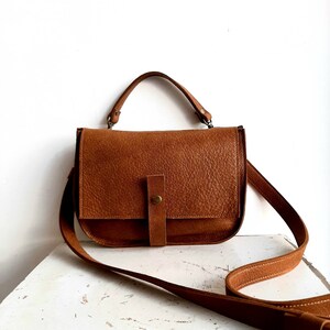 Small brown leather bag, Crossbody Bags image 2