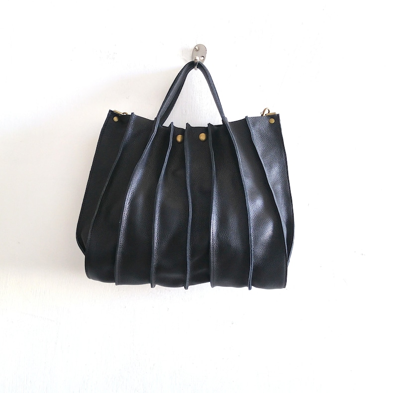 Black leather handbag cross bag gift for her accordion bag image 2