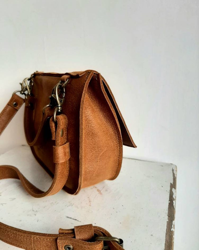 Small brown leather bag, Crossbody Bags image 4