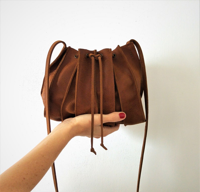 Bucket bag Brown leather crossbody bag gift for her accordion bag image 3