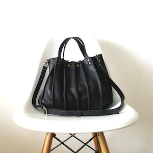 Black leather handbag cross bag gift for her accordion bag image 1