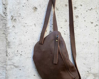 pouch bag - brown