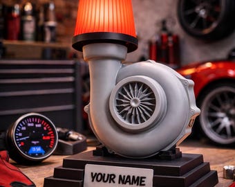 Turbolader-Lampen-Trophäe – Personalisiertes Geschenk für Autoliebhaber – 3D-gedrucktes Turbolicht – Individuell gestaltbare Autodekoration – Einzigartiges Garagengeschenk