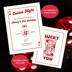 Może przedstawiać: Biała karta zaproszenia z czerwonym tekstem na imprezę urodzinową z okazji 21. urodzin w stylu kasyna. Tekst brzmi "A Casino Night You've been dealt an invite to Ashley's 21st birthday" z datą i godziną imprezy. Tył karty przedstawia czerwoną kartę do gry z tekstem "LUCKY YOU".
