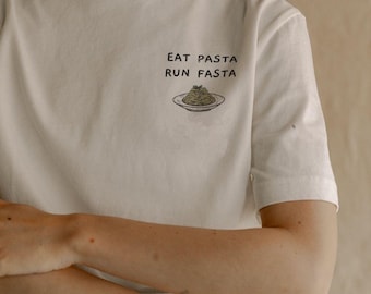 Camiseta gráfica "Eat Pasta Run Fasta", divertida y minimalista camiseta italiana para amantes de la pasta.