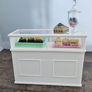 White Miniverse Display Case - Mini Counter Display 1:6 Scale Display Piece w/Storage, Acrylic Top Dollhouse Furniture Store Fixtures