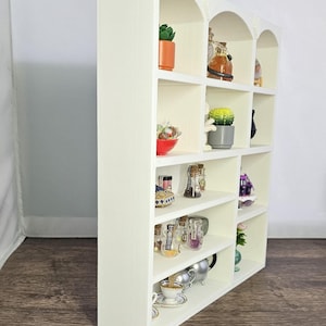 mini display shelf for collectibles and miniverse/minibrand collectibles