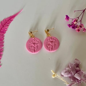 Flower polymer clay earrings, Pink clay earrings, Bontanical Earrings, statement earrings, floral handmade earrings