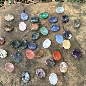 Natuurlijke kristallen zorgensteen, zakpalmsteen voor angstverlichting, meditatie, genezing, duimsteen cadeau voor mannen en vrouwen