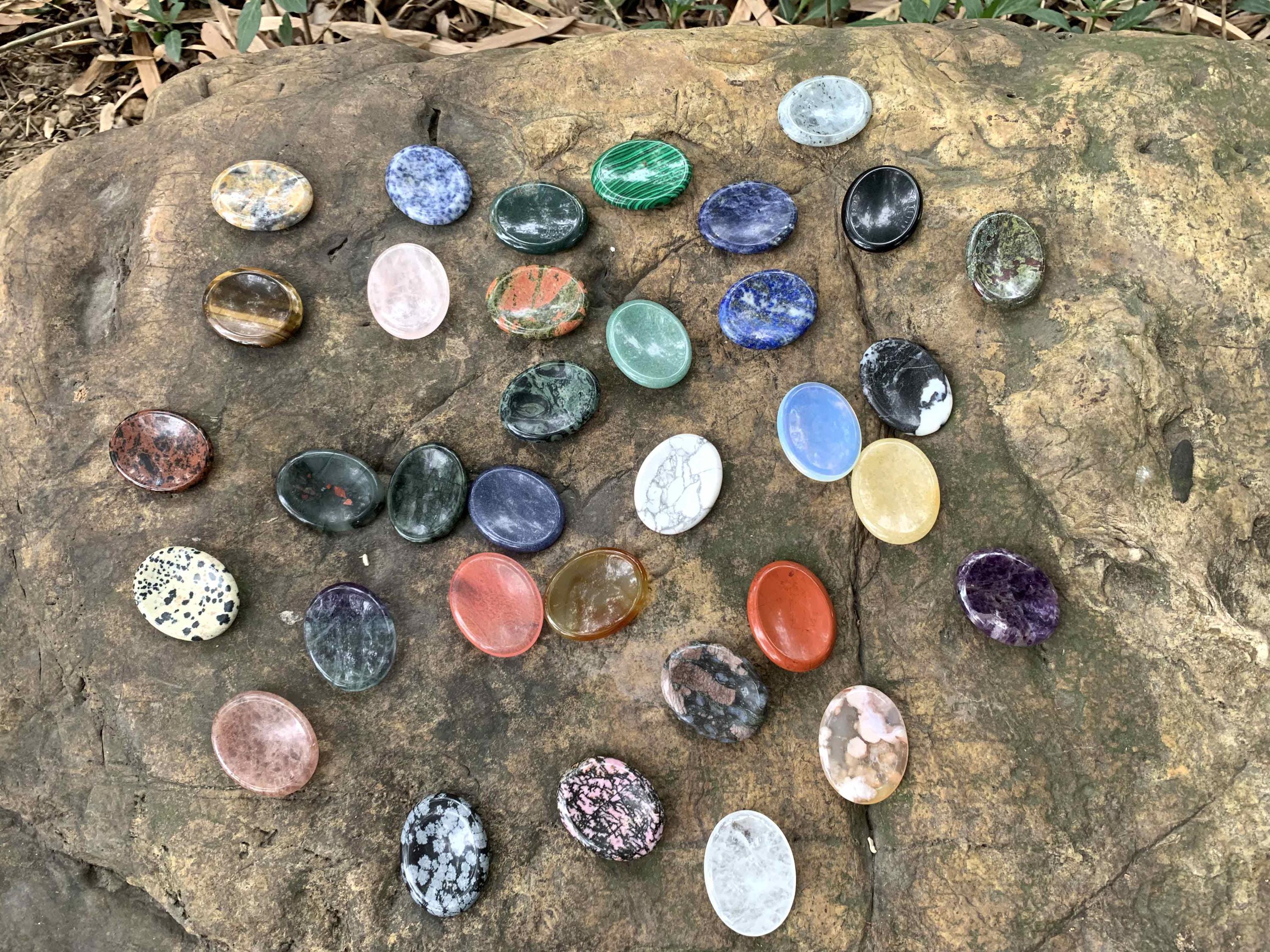 Rockcloud Natural Worry StoneThumb Palm Stones For Nigeria