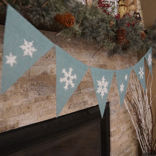Snowflake pennant banner, burlap banner, christmas flags, blue burlap snowflakes, winter decor, chirstmas decoration, gifts for the home,