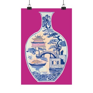 Póster de jarrón chinoiserie en rosa intenso, estampado de jarrón y flores orientales, arte de pared con forma de pagoda rosa, estampado chinoiserie, hogar milenario grandioso, maximalista