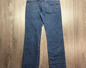 Levis 501 30x29 Original Fit Button Fly Jeans Medium Vintage Raw Saum Blau Denim