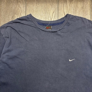 Koszulka męska Nike Swoosh Vintage XXL w kolorze granatowym z haftowanym okrągłym dekoltem Y2k zdjęcie 2