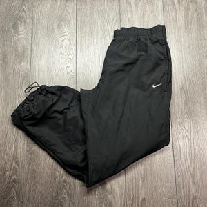 ウェア 00s Nike cropped design pants y2k BLK 00s Nike cropped design pants y2k BLK - メルカリ