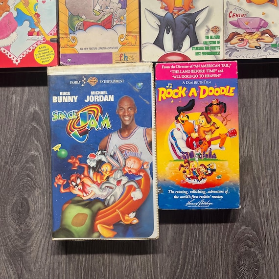 Classic Cartoon Anime VHS Lot Batman Mr Freeze Scooby Doo Power