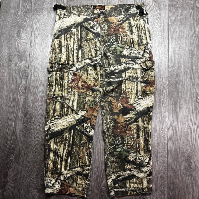 Yukon Gear 36 x 30 Mossy Oak Real Tree Camo Cargo Pants Vintage Y2K Large image 1