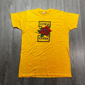 1980er Jahre Iowa State Hawkeyes Hemd Gelb Tee Medium Large True Vintage Collegiate