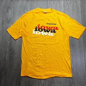 Vintage 1980er Jahre Iowa State Hawkeyes Hemd gelb Tee large L True Vintage Collegiate