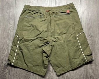 Pantalones cortos cargo Timberland vintage Y2K de pierna ancha, ropa de calle, talla 34,9, ropa de trabajo, color verde