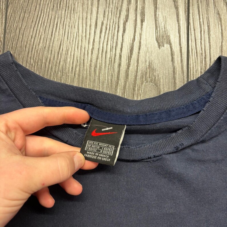 Koszulka męska Nike Swoosh Vintage XXL w kolorze granatowym z haftowanym okrągłym dekoltem Y2k zdjęcie 4