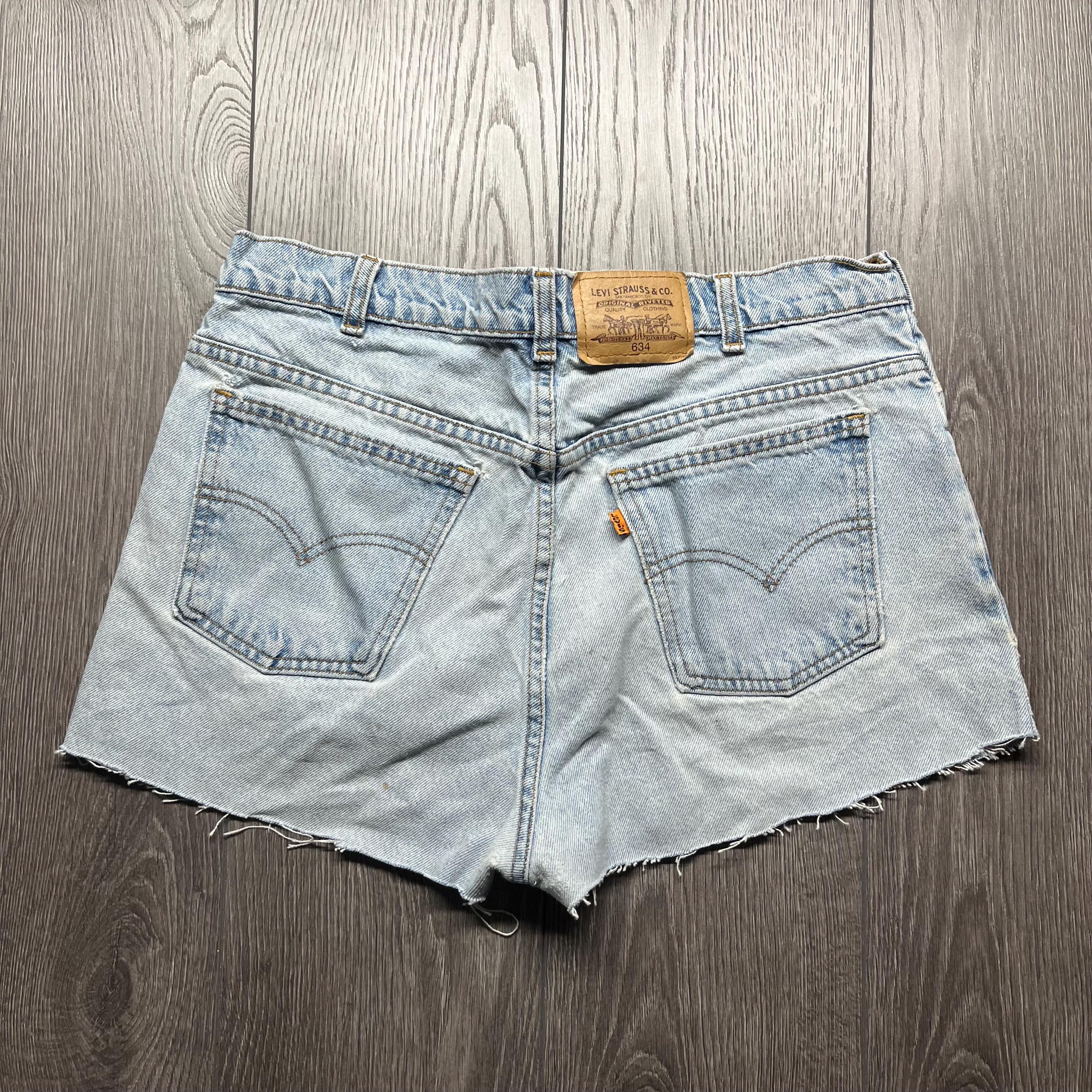 0 - Levi