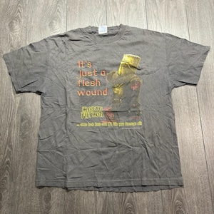 Vintage Monty Python Holy Grail Flesh Wound Black Knight T-shirt uit 2001, maat XL, grijs.