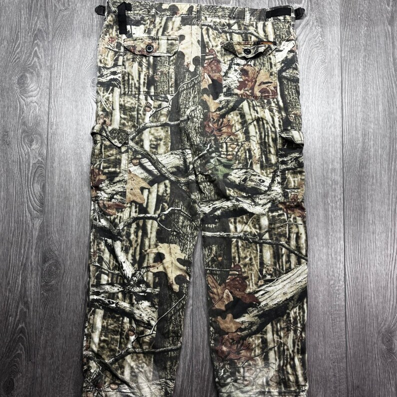Yukon Gear 36 x 30 Mossy Oak Real Tree Camo Cargo Pants Vintage Y2K Large image 4