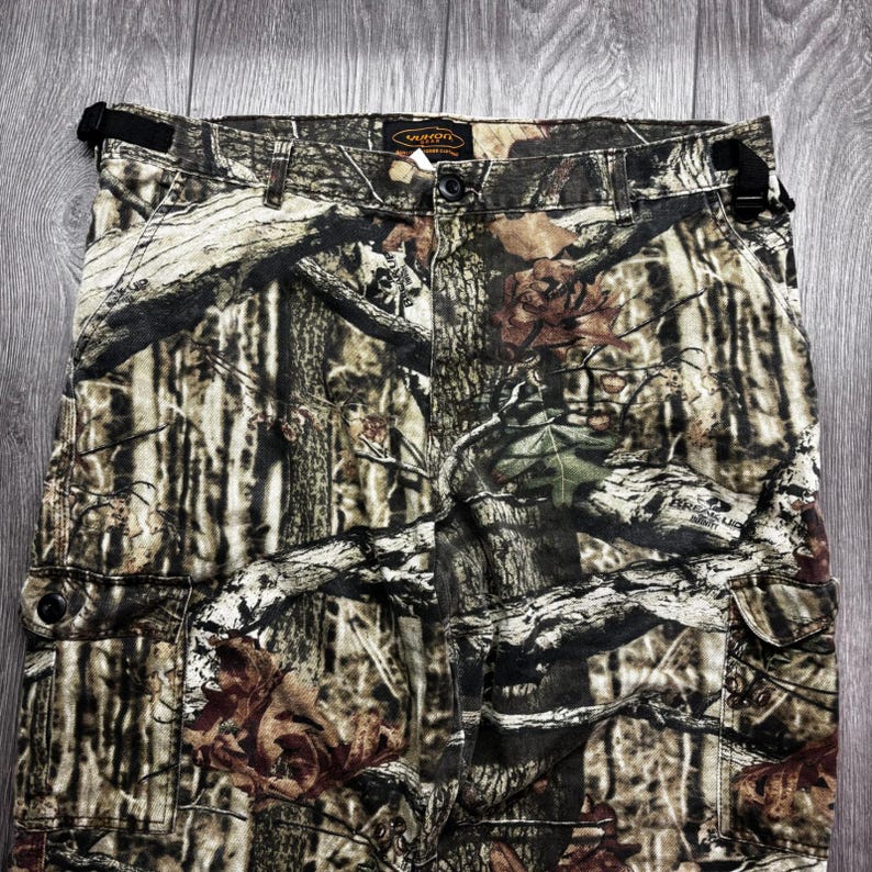 Yukon Gear 36 x 30 Mossy Oak Real Tree Camo Cargo Pants Vintage Y2K Large image 2