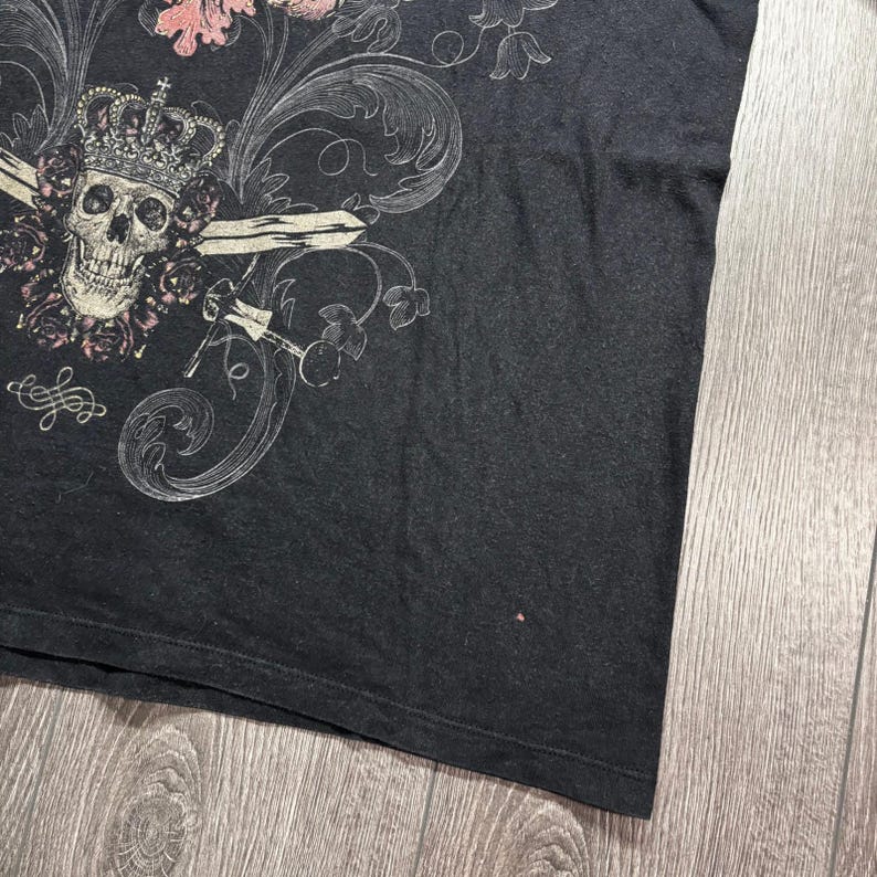 Avirex Mens XL Graphic T-Shirt Black Skull Fleur De Lis Crown Y2K Streetwear image 3