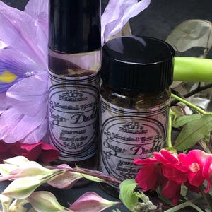 NEW Sugar Daddy Magickal Ritual Oil to Attract Wealthy Benefactors, Partners, Lovers