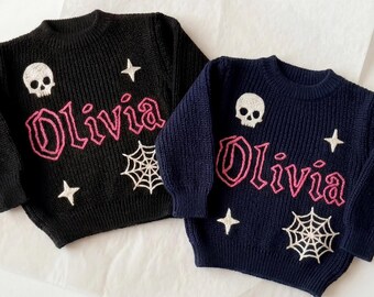 Suéter gótico personalizado para bebé niña, jersey de punto con calavera y telaraña bordado a mano, regalo personalizado para baby shower estilo gótico pastel.