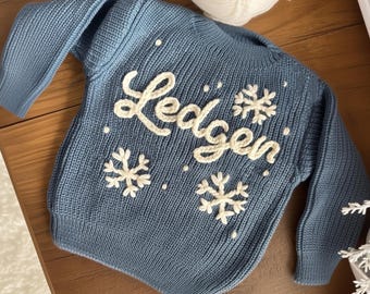 Baby sweater with name: Custom Christmas gift