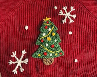 Jersey navideño personalizado para bebé, jersey con diseño de árbol de Navidad, nombre bordado a mano, jersey navideño para niños pequeños.