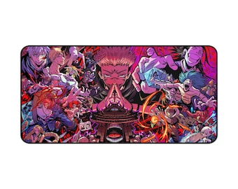 Può includere: Un tappetino per mouse rettangolare con una vivace illustrazione in stile anime. Il design presenta numerosi personaggi in pose dinamiche, con una figura centrale in un gesto di preghiera. La tavolozza dei colori include sfumature di rosso, viola e blu.