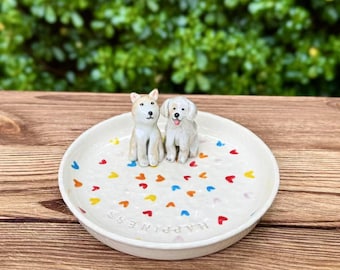 Bandeja de cerámica para anillos de mascotas personalizada, hecha a mano, ideal como regalo de boda, cumpleaños o San Valentín, soporte de cerámica para joyas con forma de figura de mascota, para amantes de las mascotas.