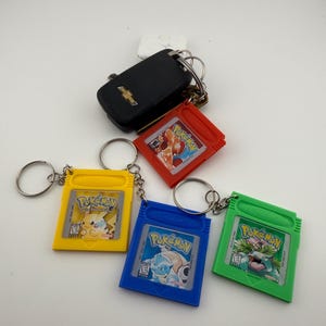 Custom Retro Game Cartridge Keychain – 3D Printed Gameboy, NES, SNES, N64 – Pick Any Classic Game - Great Gift - Charms and Keychains