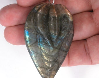 DVH Labradorite Yoni Heart Pendant Goddess 58x40x18mm (5551)