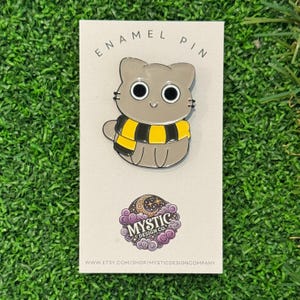 Wizard Cat -Wizards Pin - Yellow Theme - Wizard School - Pin