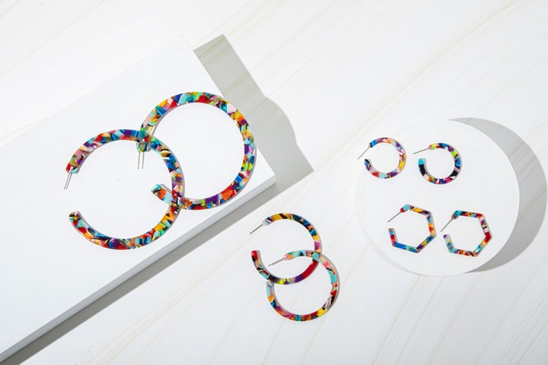 Medium Rainbow Multicolor Acetate Hoop Earrings image 2