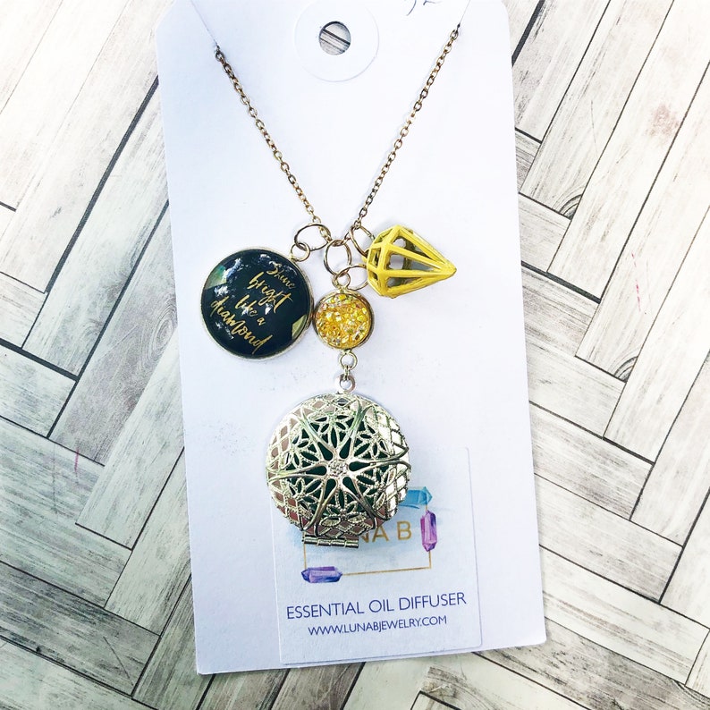 CLEARANCE Shine Bright Like a Diamond Oil Diffuser Necklace