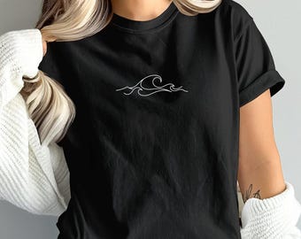 Wave Ocean Tee, Ocean Shirt, Surf Tee, Minimalist T-Shirt, tropical Tee, Oversize Shirt, Surf Shirt, Wave Shirt, Beach Tee, Summer tee