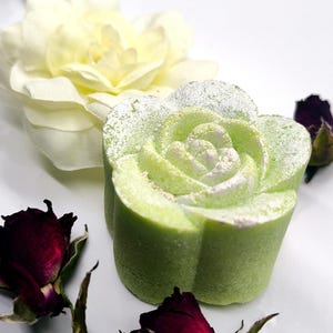 Gardenia Jojoba shampoo bar