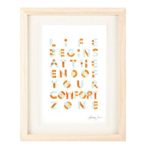 A vida começa no final da sua zona de conforto Tipografia manuscrita Citação inspiradora Pôster grande, laranja, azul, creme