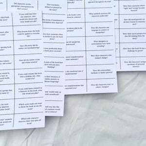 Printable Book Club Conversation Starter Mason Jar. Pull card discussion questions for book lovers. 201 bookish small prompts you can pull out. Librarian core 32 oz glass jar with white label. Custom book club name with Book decoration.