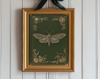 Okładka książki "Gotycki Moth" ~ Wiktoriańska ilustracja botaniczna ~ Sztuka ścienna Dark Academia ~ Wystrój Whimsigoth ~ Sztuka ścienna Dark Moody Library