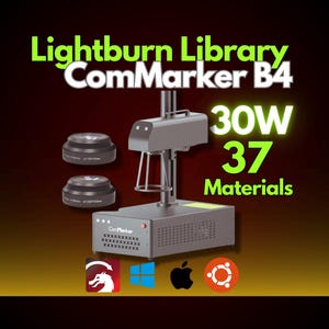 Puede incluir: Un grabador láser negro con el texto "ComMarker B4 30W 37 Materials" en el lateral. El grabador tiene una base negra con un patrón de rejilla y un brazo de metal plateado con una lente acoplada. El grabador es compatible con los sistemas operativos Linux, Windows y Mac.