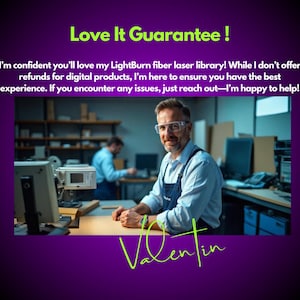 Pu&ograve; includere: Immagine di un uomo sorridente in un laboratorio, con occhiali protettivi e un grembiule. Il testo "Love It Guarantee!" e una firma "Valentin" sono presenti. Un'altra persona lavora sullo sfondo.