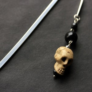 Gothic Skull Bookmark. Beaded Bookmark. Halloween Book Charm. Book Hook Bookmark. Handmade Bookmark. image 5